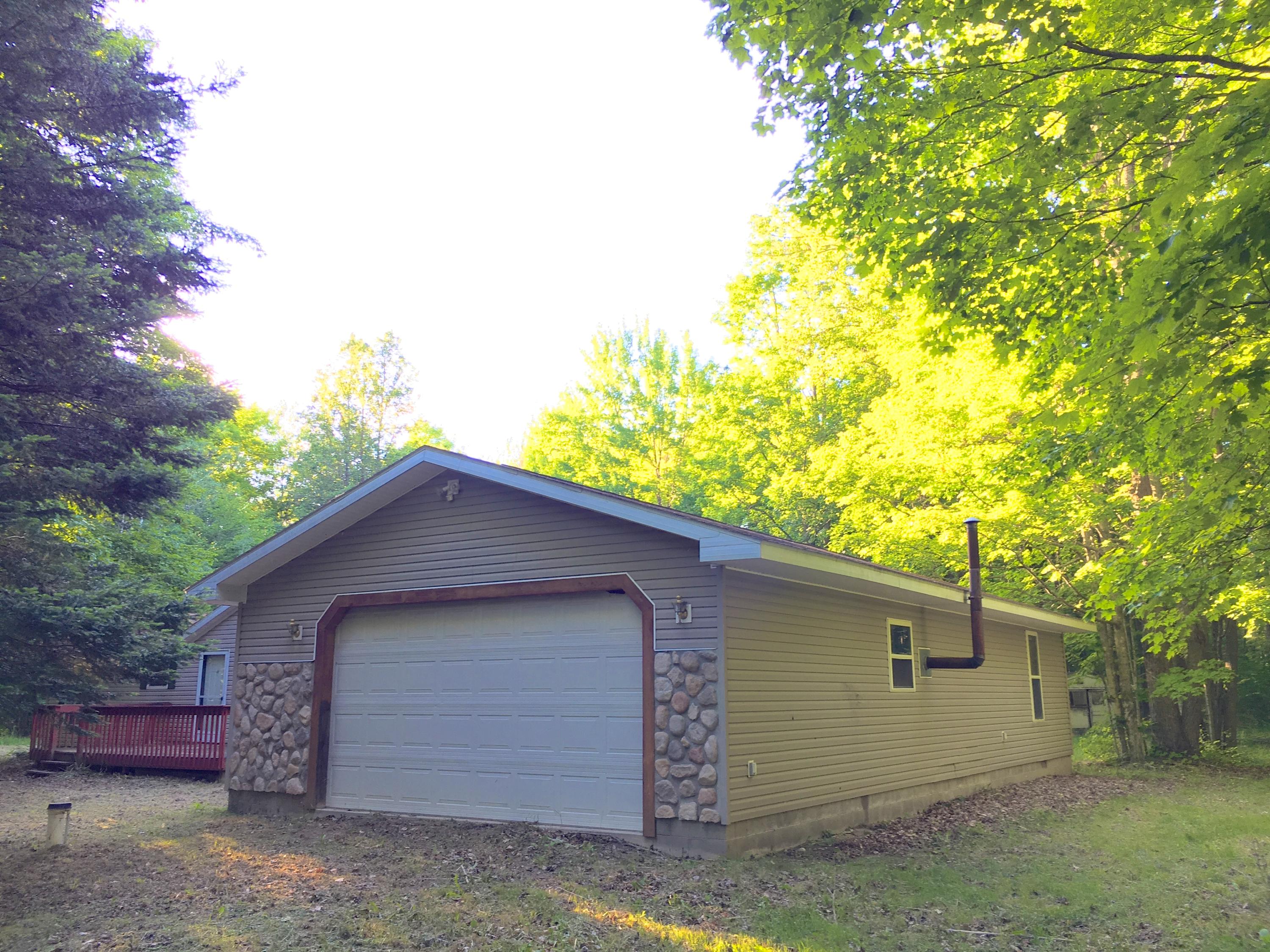 4791 Long Lake Road Cheboygan, MI 49721 - Photo 3 of 27 Gallery Image 3