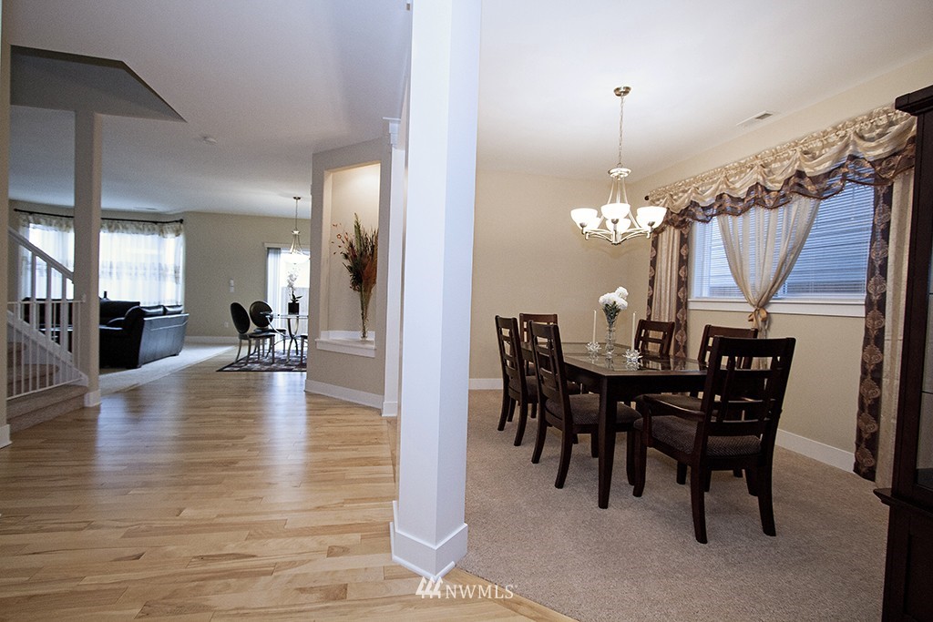 5157 Northeast 7th Place Renton, WA 98059 - Photo 4 of 16