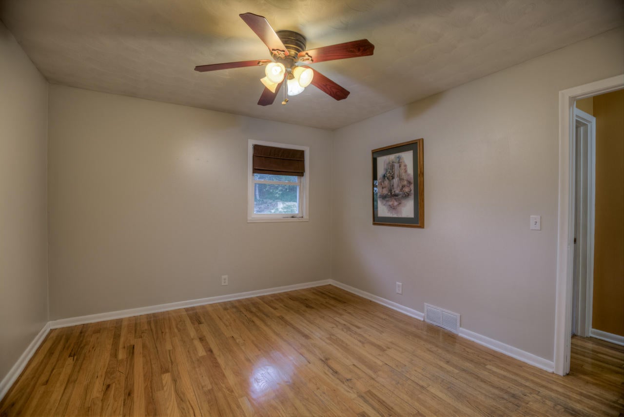 24 Virginia Hills Road Council Bluffs, IA 51503 - Photo 15 of 17 Gallery Image 15