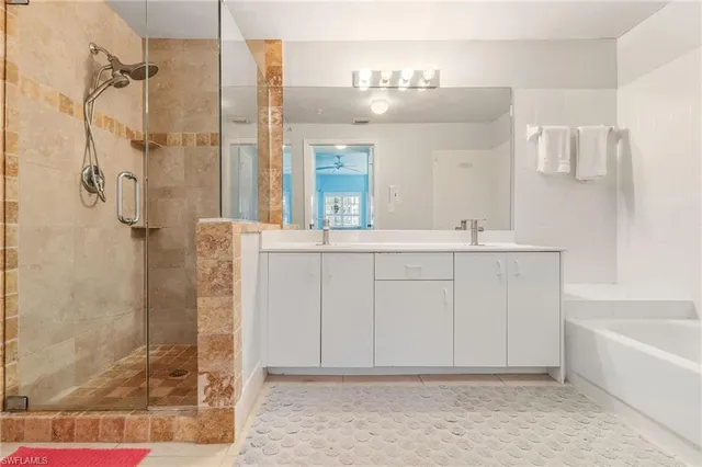 $340,000 | 6010 Chardonnay Lane, Unit 103, Naples, FL 34119