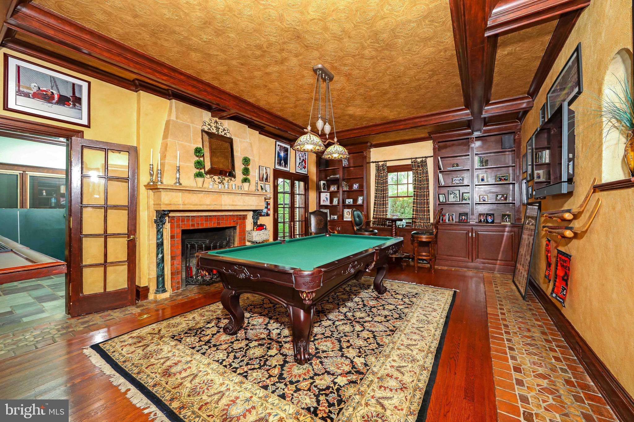 320 Chews Landing Road Haddonfield, NJ 08033 - Photo 3 of 56 Living Room