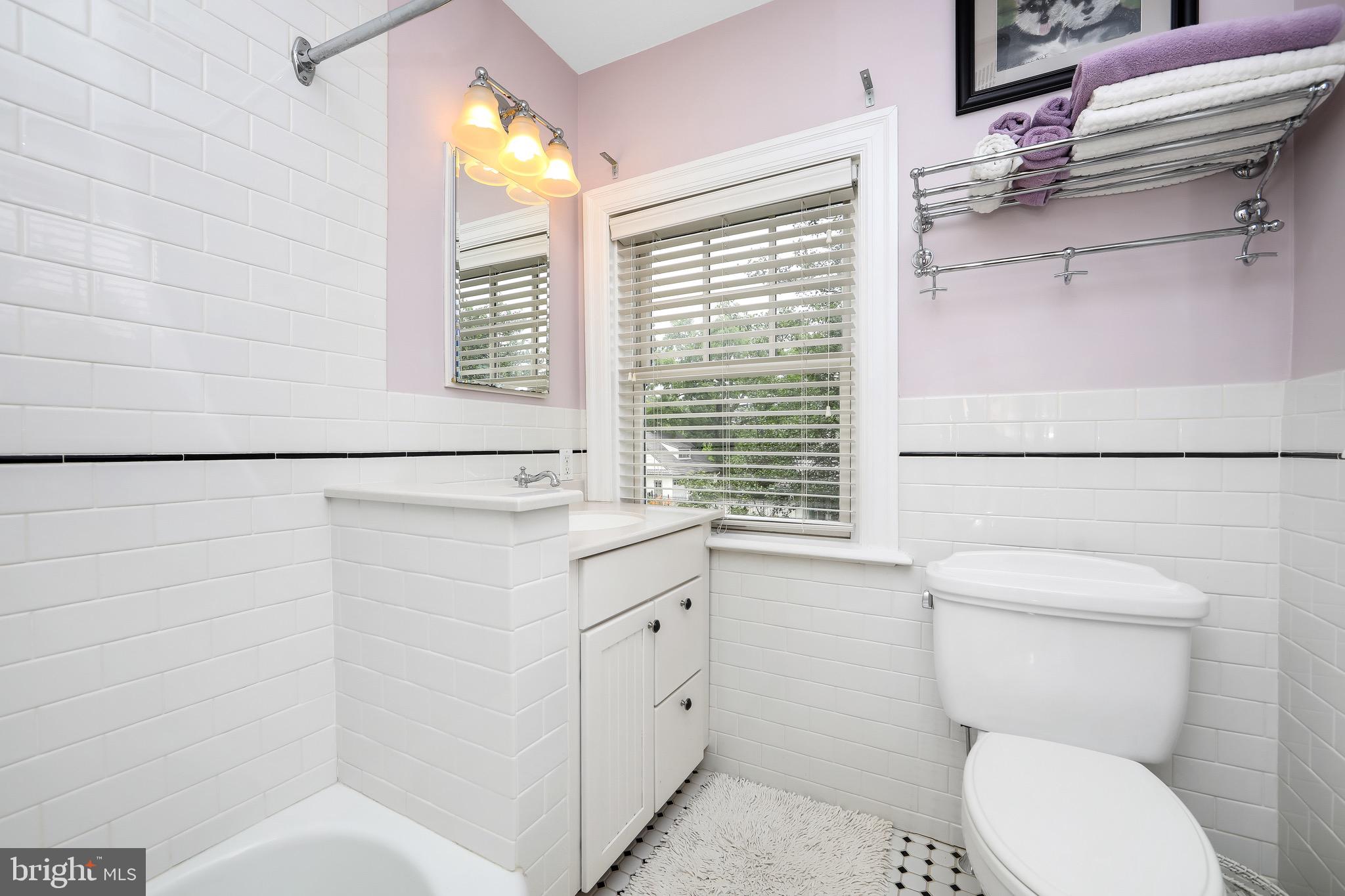 320 Chews Landing Road Haddonfield, NJ 08033 - Photo 36 of 56 Bathroom