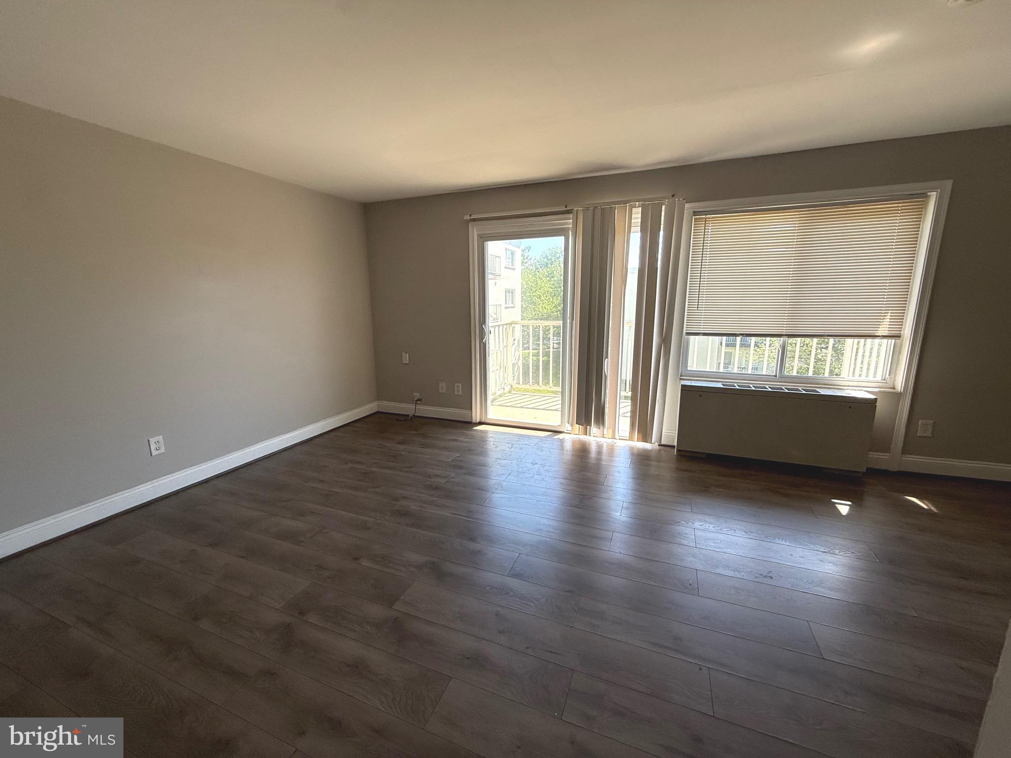 1005 Chillum Road, Unit 301 Hyattsville, MD 20782 - Photo 2 of 5 large living room
