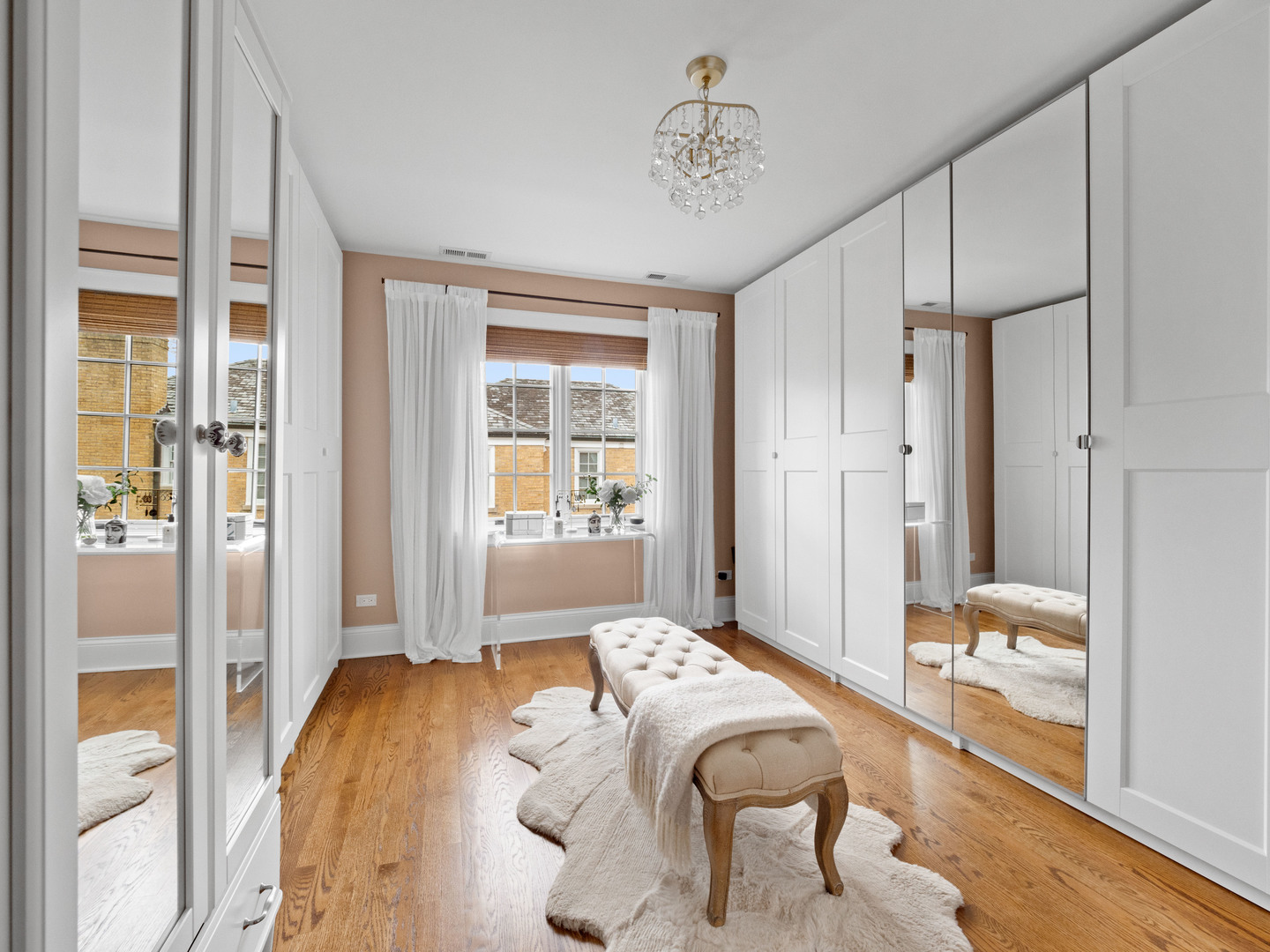 611 Wisner Street Park Ridge, IL 60068 - Photo 22 of 36 a bedroom with a bed and glass door