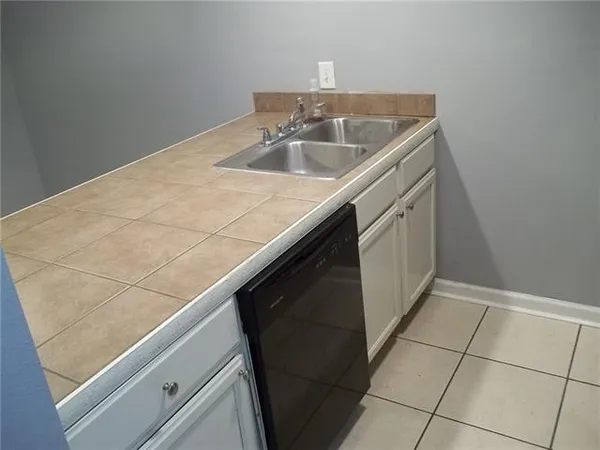 $139,500 | 1501 Parkview Boulevard, Unit 1501, Mandeville, LA 70471