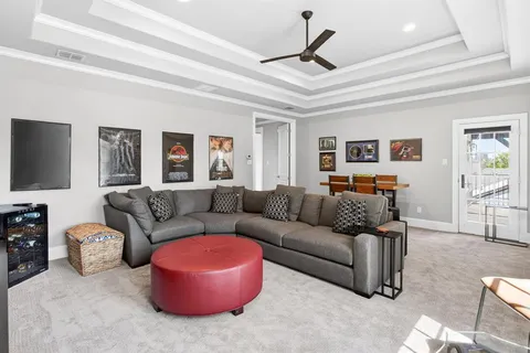 $1,350,000 | 3724 West 5th Street, Fort Worth, TX 76107