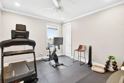 $1,350,000 | 3724 West 5th Street, Fort Worth, TX 76107