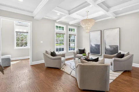 $1,350,000 | 3724 West 5th Street, Fort Worth, TX 76107