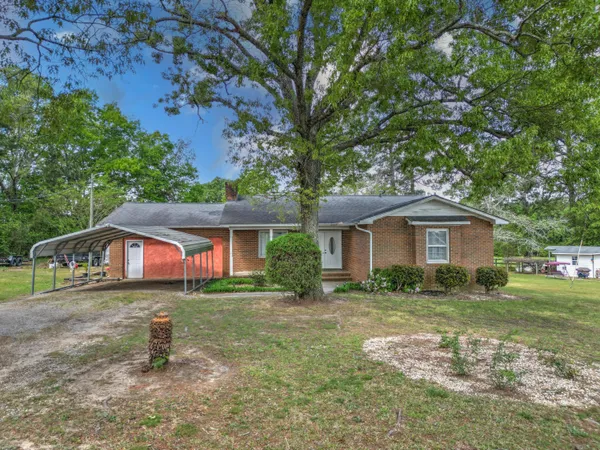 $252,000 | 658 Tee Vee Road, Elloree, SC 29047