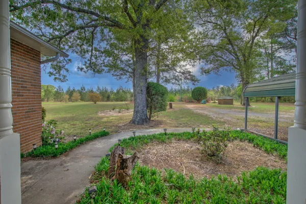 $252,000 | 658 Tee Vee Road, Elloree, SC 29047