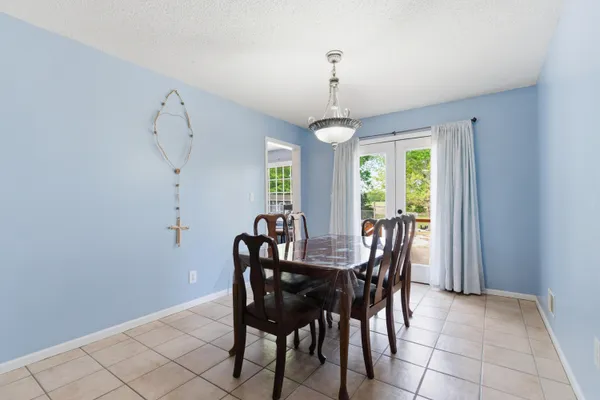 $252,000 | 658 Tee Vee Road, Elloree, SC 29047