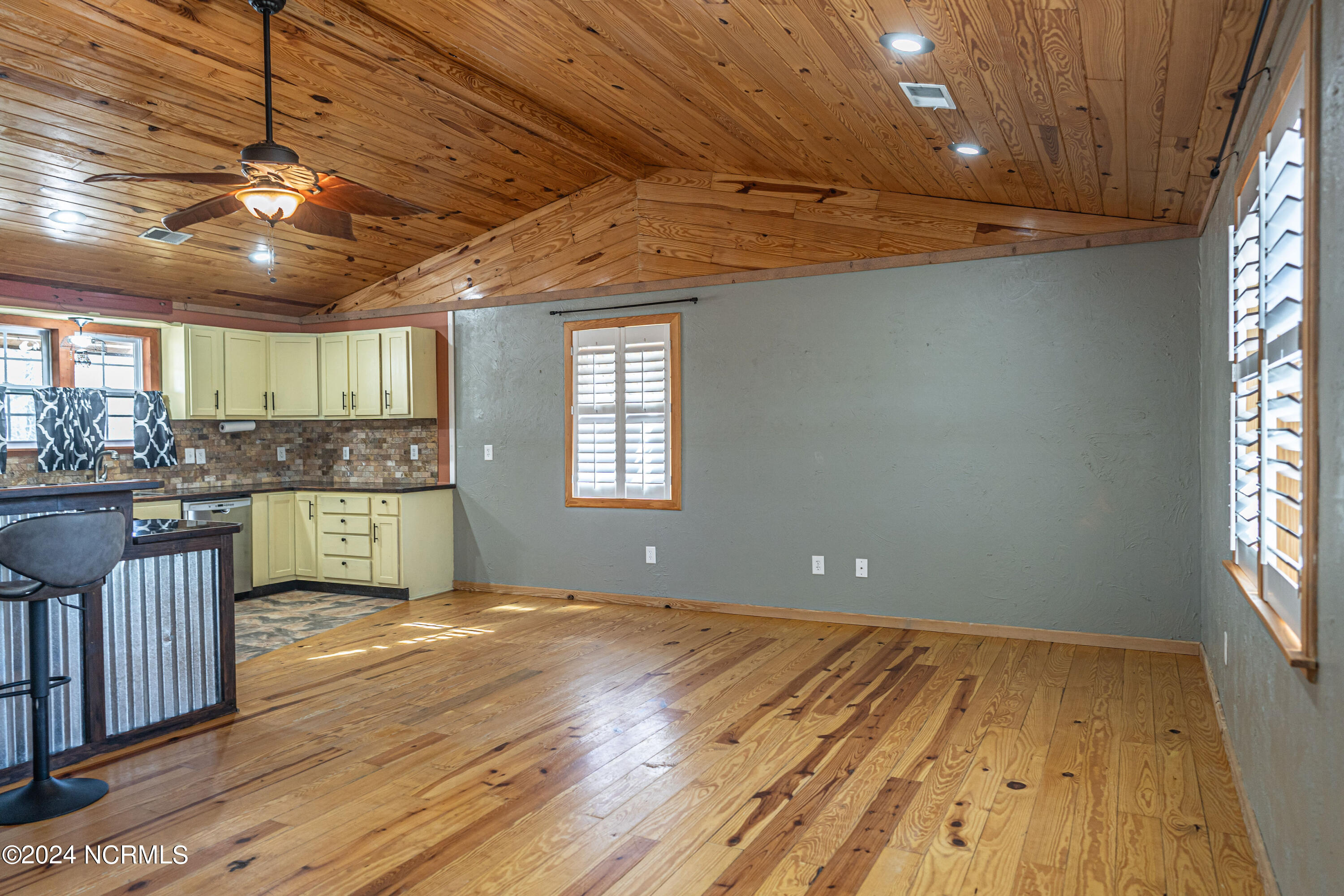 458 Peggy Mill Road Hamlet, NC 28345 - Photo 17 of 41 DSC08868