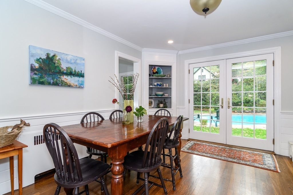 54 Colburn Road Wellesley, MA 02481 - Photo 8 of 26