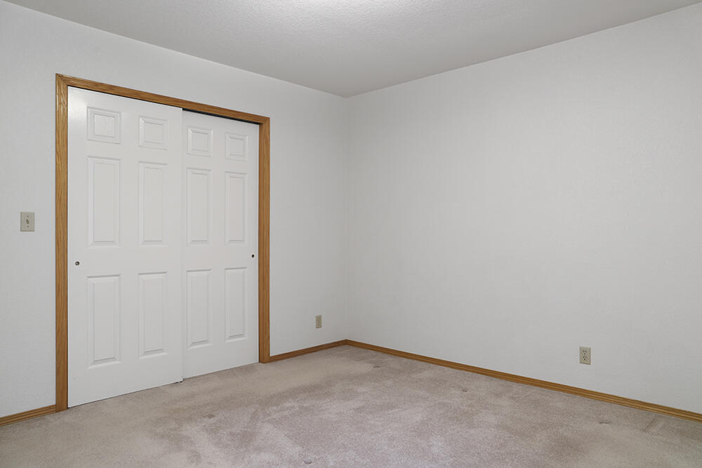 284 Hidden Valley Road Grants Pass, OR 97527 - Photo 24 of 55 23