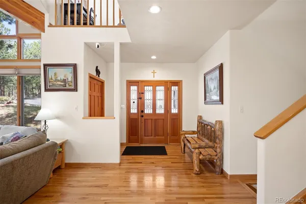 $1,750,000 | 29517 Gleneden Lane, Evergreen, CO 80439