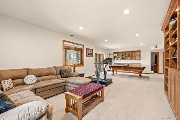 $1,750,000 | 29517 Gleneden Lane, Evergreen, CO 80439