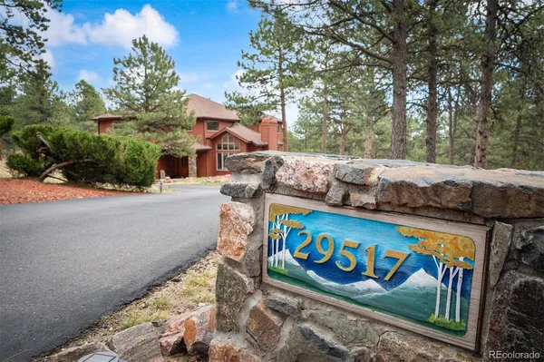 $1,750,000 | 29517 Gleneden Lane, Evergreen, CO 80439