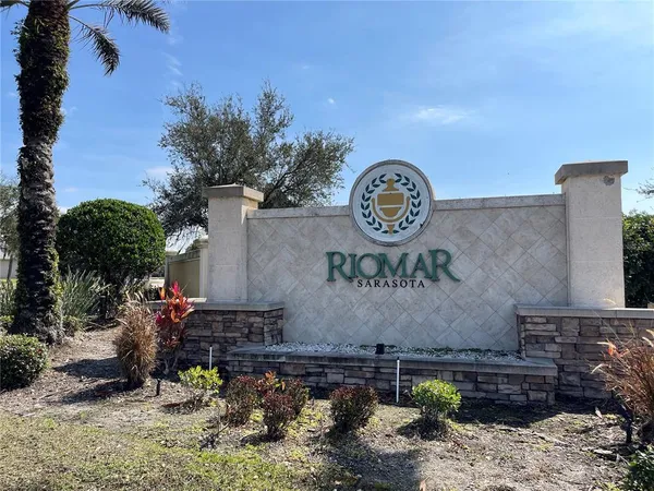 $2,950 | 3811 65th Avenue East, Sarasota, FL 34243
