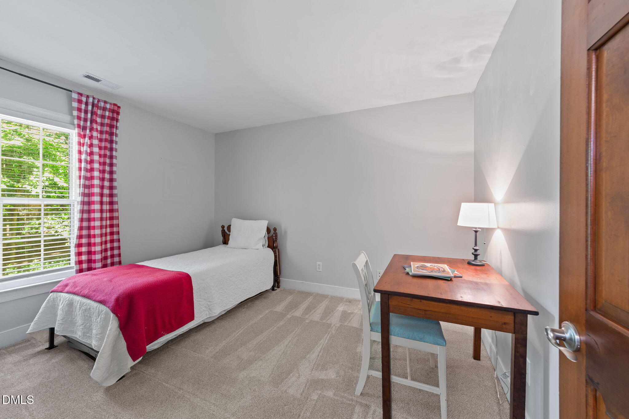 3220 Brennan Drive Raleigh, NC 27613 - Photo 30 of 51 44-web-or-mls-VB4A6462