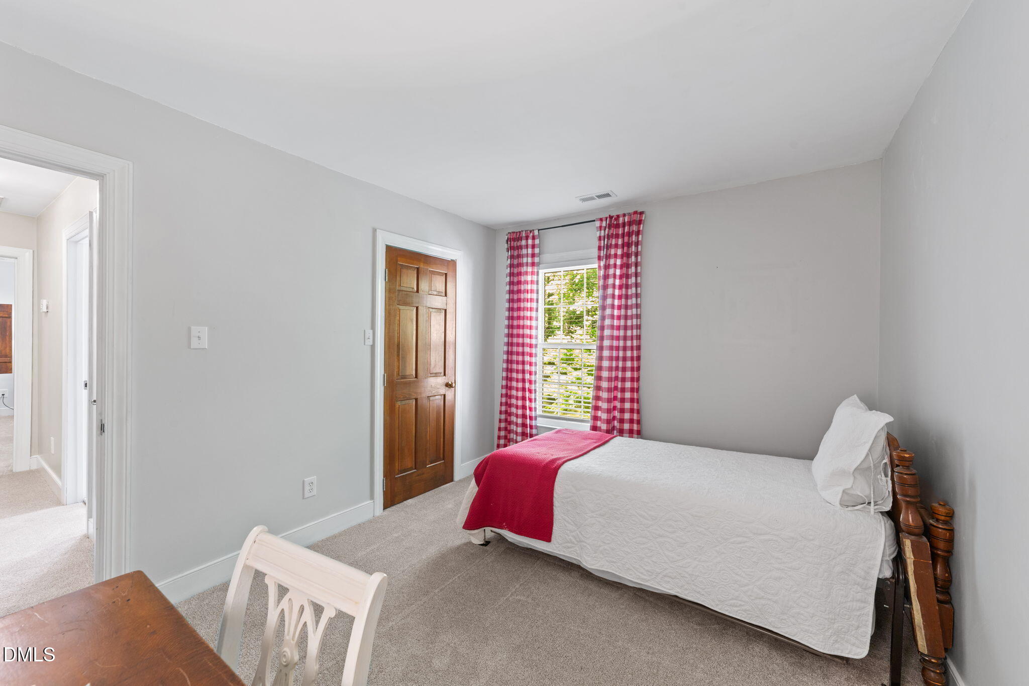 3220 Brennan Drive Raleigh, NC 27613 - Photo 31 of 51 45-web-or-mls-VB4A6465