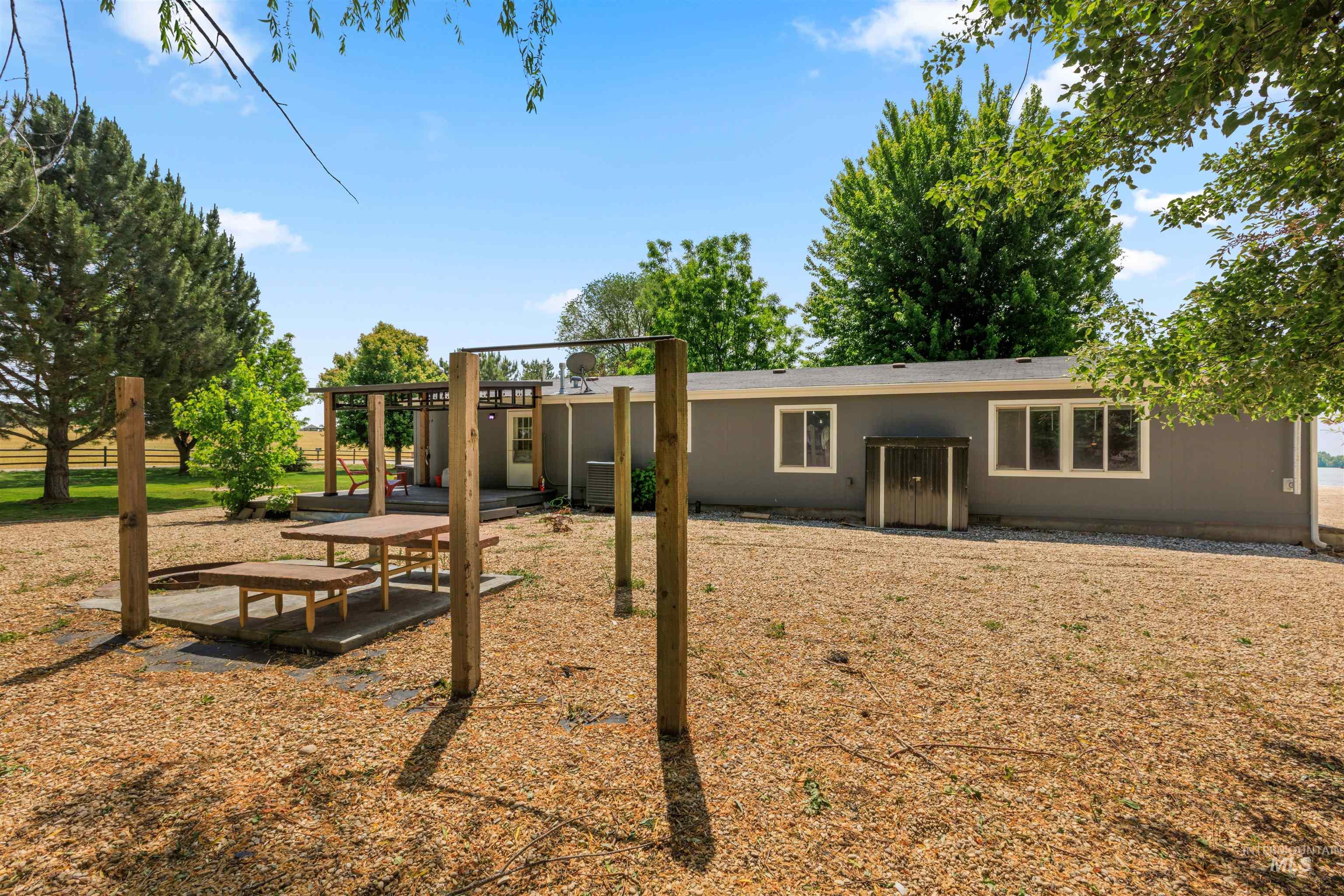 24413 Freezeout Road Caldwell, ID 83607 - Photo 15 of 48