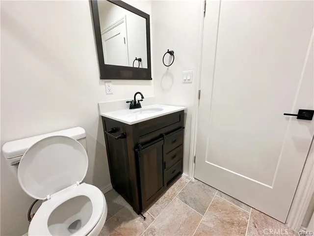 $2,000 | 17814 Hemmingway Street, Reseda, CA 91335