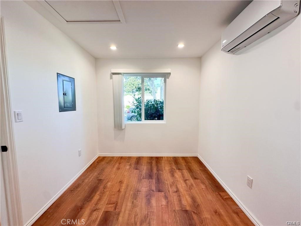 17814 Hemmingway Street Reseda, CA 91335 - Photo 6 of 10 Living Room