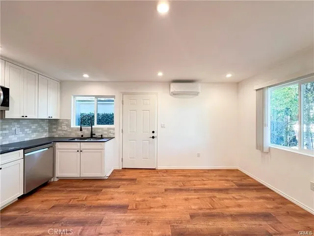 $2,000 | 17814 Hemmingway Street, Reseda, CA 91335