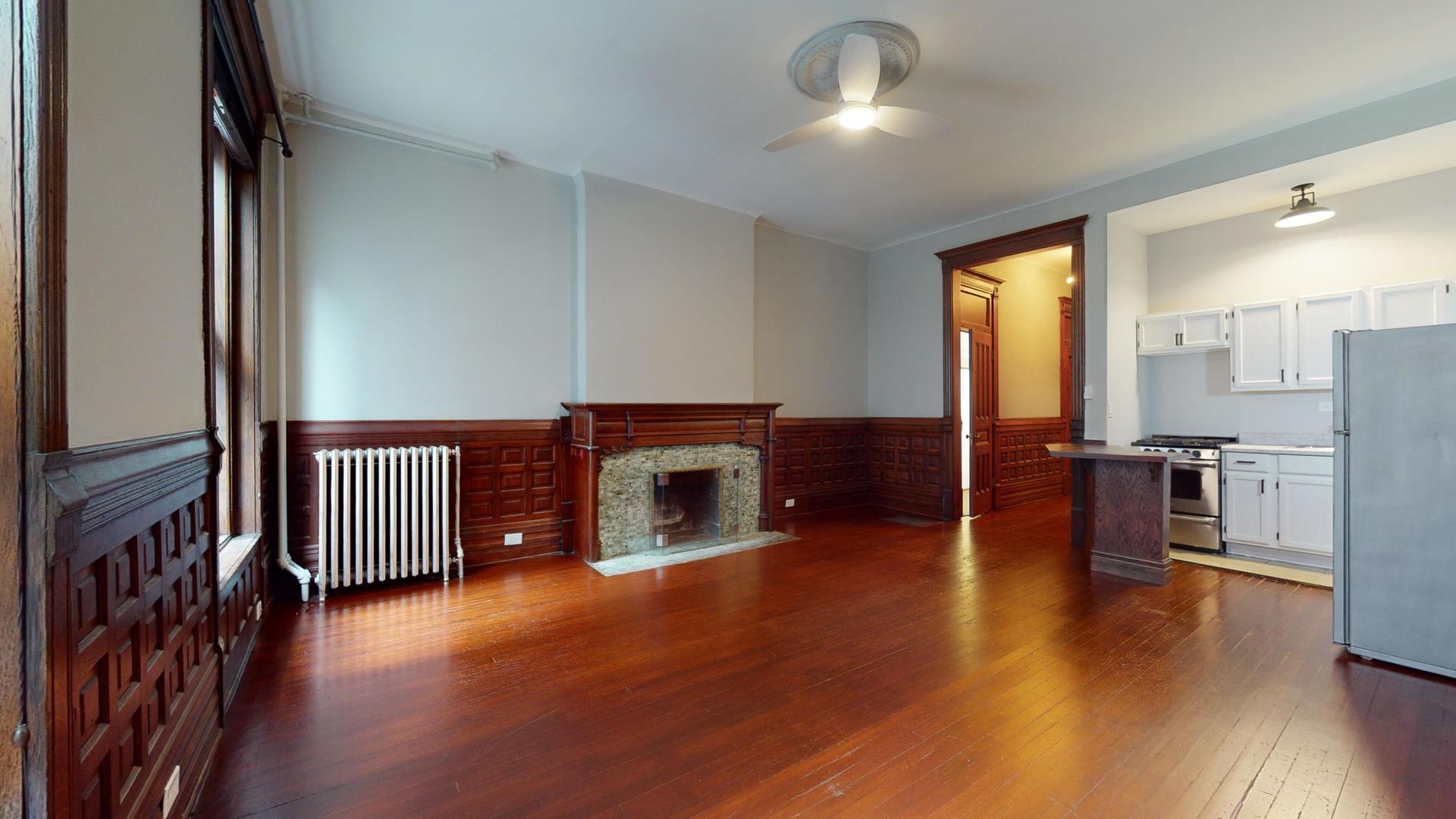 21 East Division Street, Unit 1S Chicago, IL 60611 - Photo 4 of 9