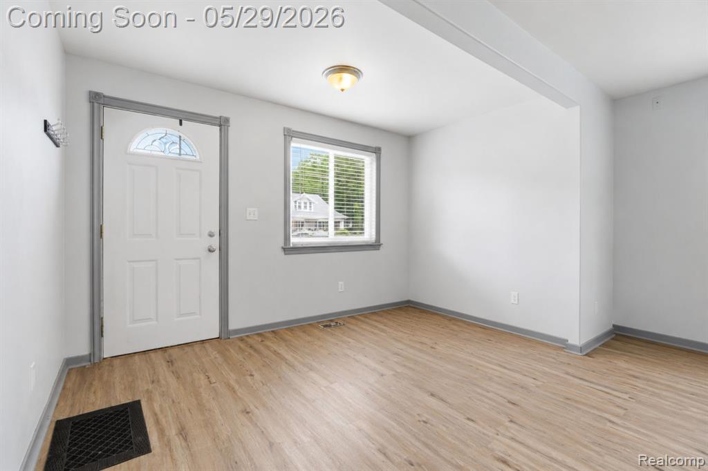 12463 Lennon Road Lennon, MI 48449 - Photo 13 of 51