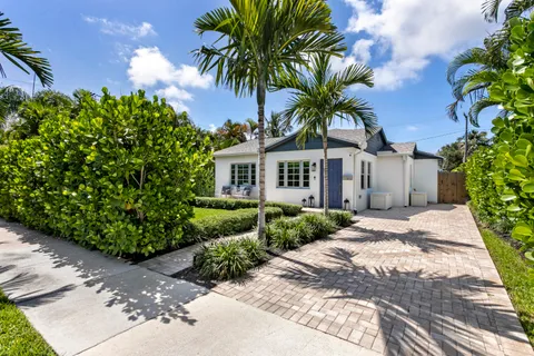 $1,295,000 | 406 35th Street, West Palm Beach, FL 33407