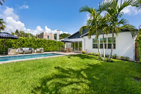 $1,295,000 | 406 35th Street, West Palm Beach, FL 33407
