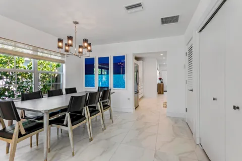 $1,295,000 | 406 35th Street, West Palm Beach, FL 33407