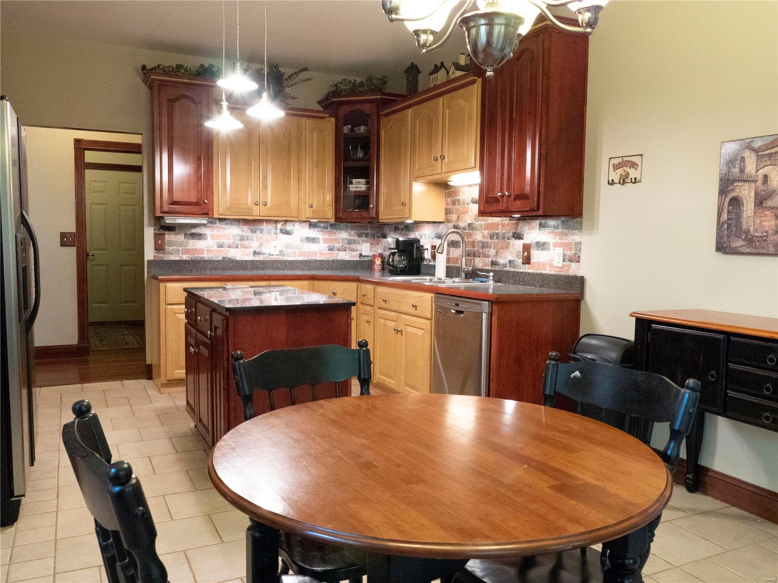 206 Stonehill Ridge Valmeyer, IL 62295 - Photo 11 of 45
