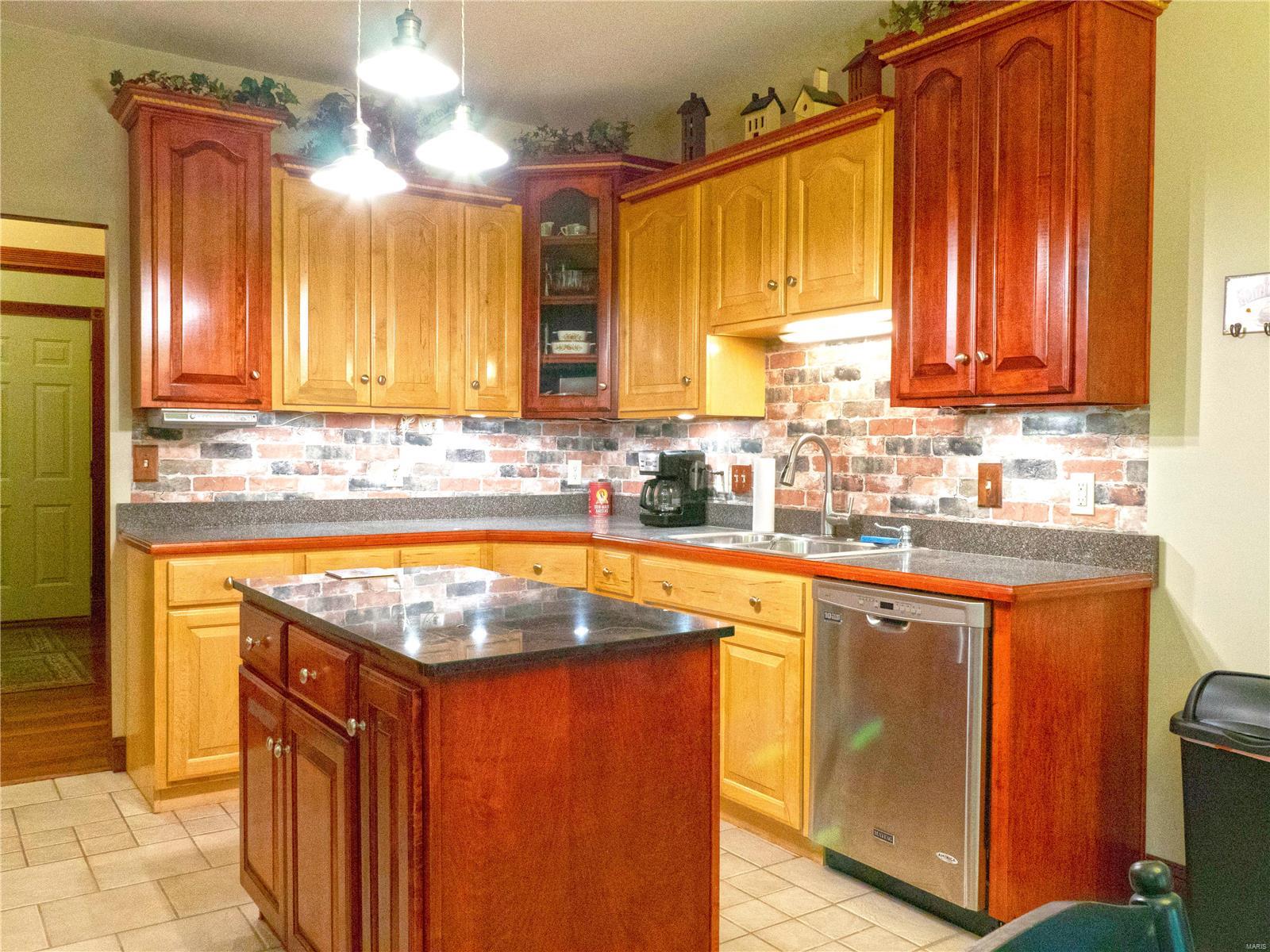 206 Stonehill Ridge Valmeyer, IL 62295 - Photo 13 of 45