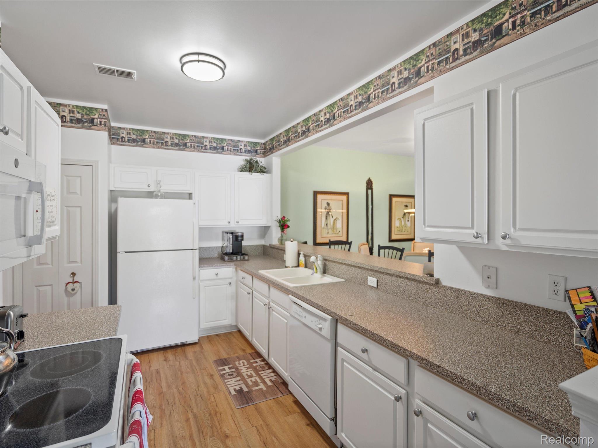 1780 Flagstone Circle Rochester, MI 48307 - Photo 9 of 23 Gallery Image 9