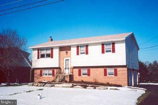 66 Green Acre Road Lititz, PA 17543 - Photo 1 of 3