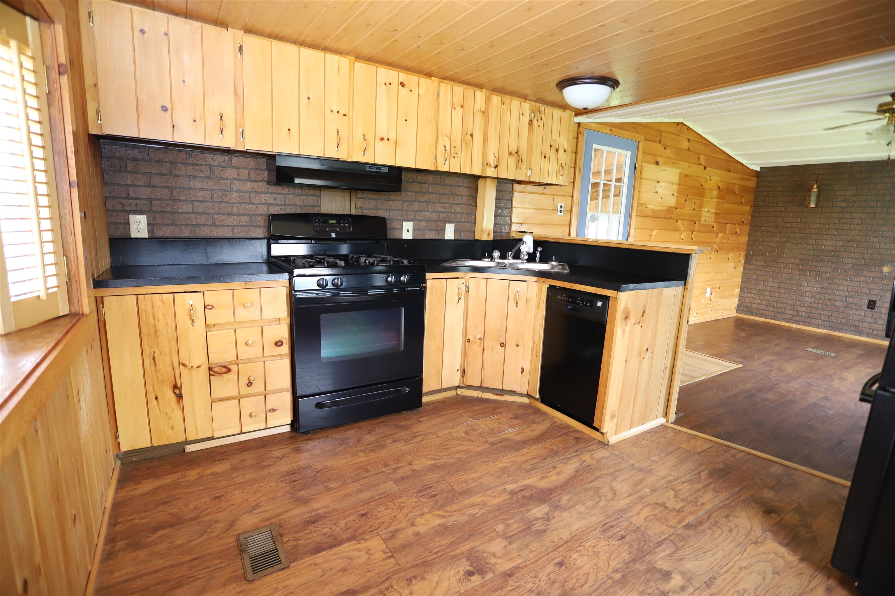 224 Shattuck Hill Road, Unit B08 Derby, VT 05855 - Photo 25 of 27 Gallery Image 25