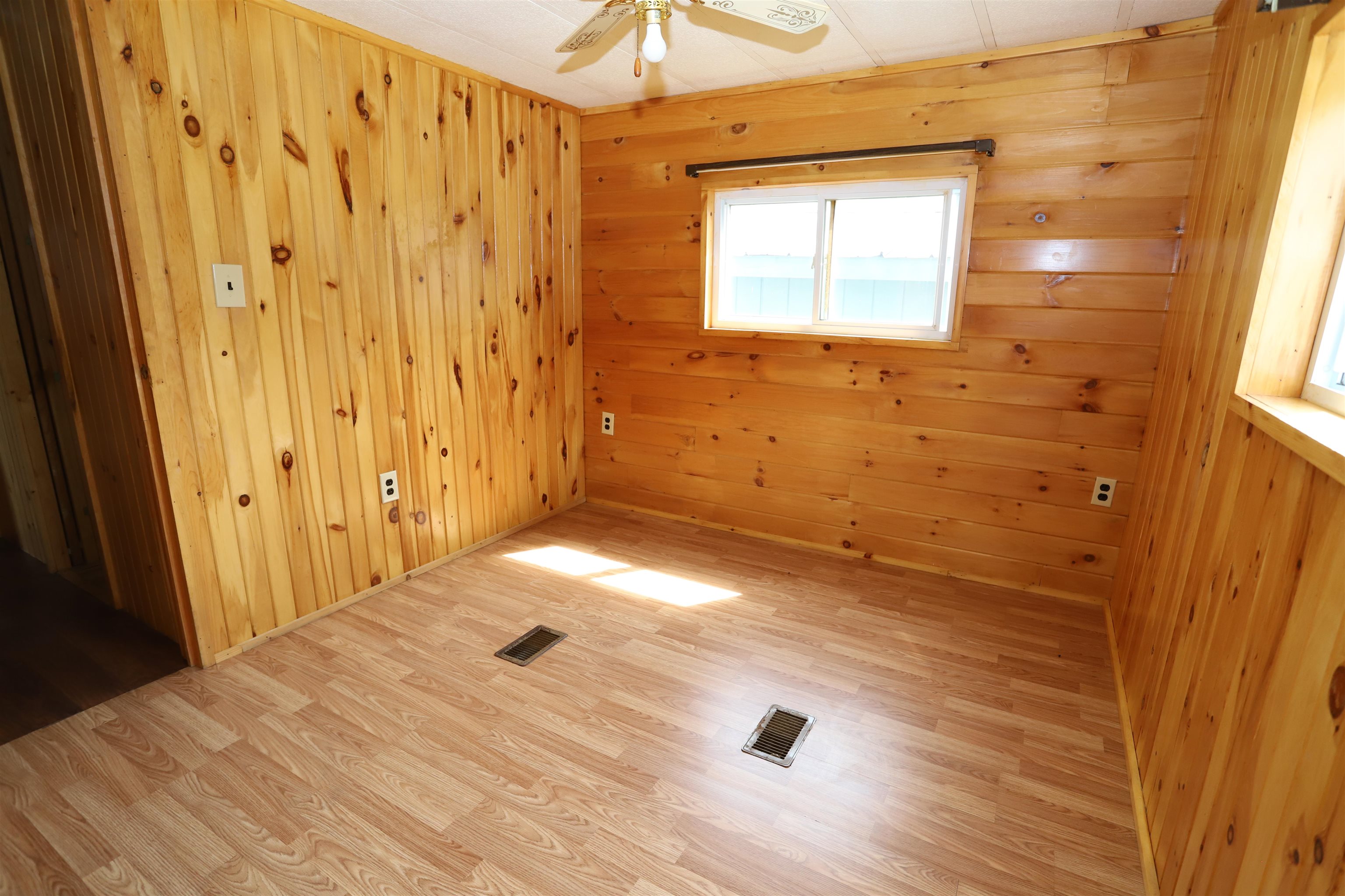224 Shattuck Hill Road, Unit B08 Derby, VT 05855 - Photo 8 of 27 Gallery Image 8