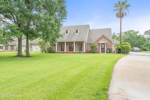 $800,000 | 2073-2075 Main Highway, Arnaudville, LA 70512