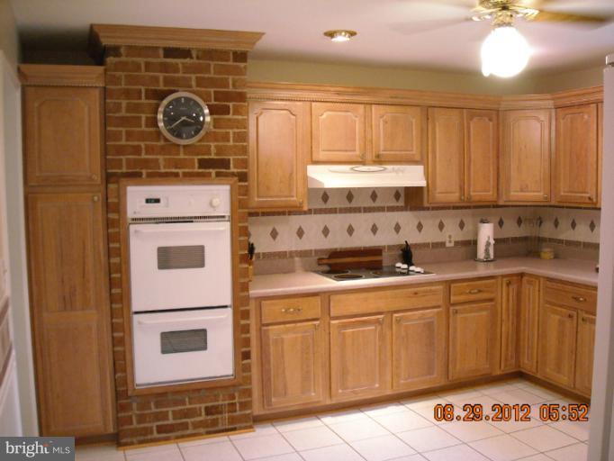 54 Richards Ferry Road Fredericksburg, VA 22406 - Photo 11 of 30 Kitchen