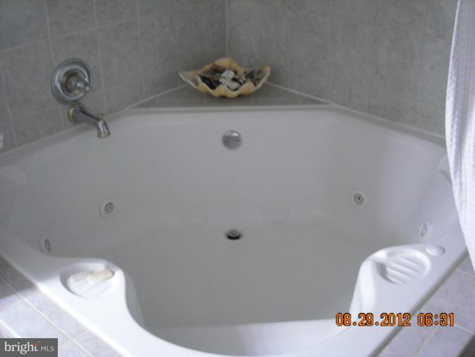 54 Richards Ferry Road Fredericksburg, VA 22406 - Photo 23 of 30 Bath