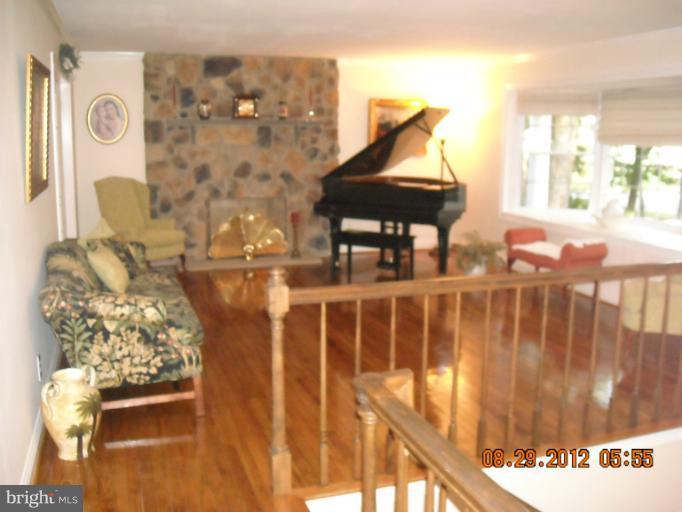 54 Richards Ferry Road Fredericksburg, VA 22406 - Photo 27 of 30 Living Room