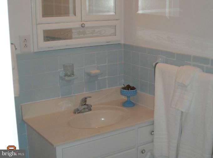54 Richards Ferry Road Fredericksburg, VA 22406 - Photo 7 of 30 Bath