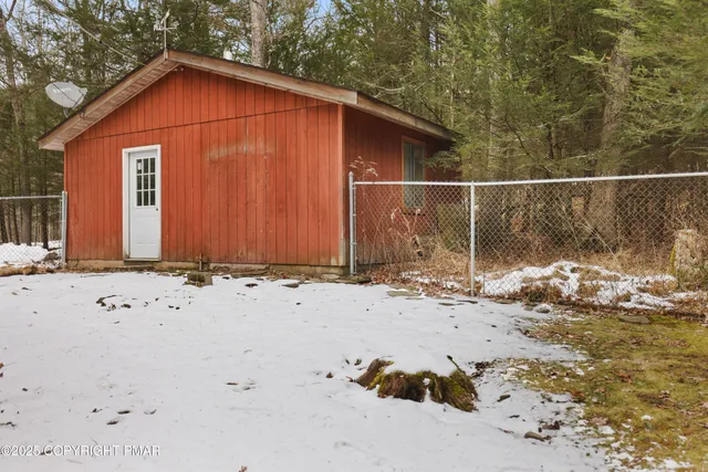 $199,900 | 148 Sportsmen Drive, Cresco, PA 18326