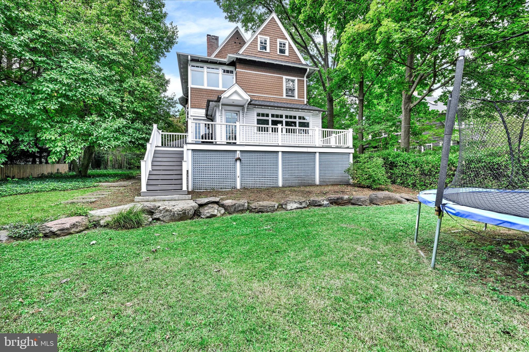 325 Hawthorn Road Baltimore, MD 21210 - Photo 38 of 43