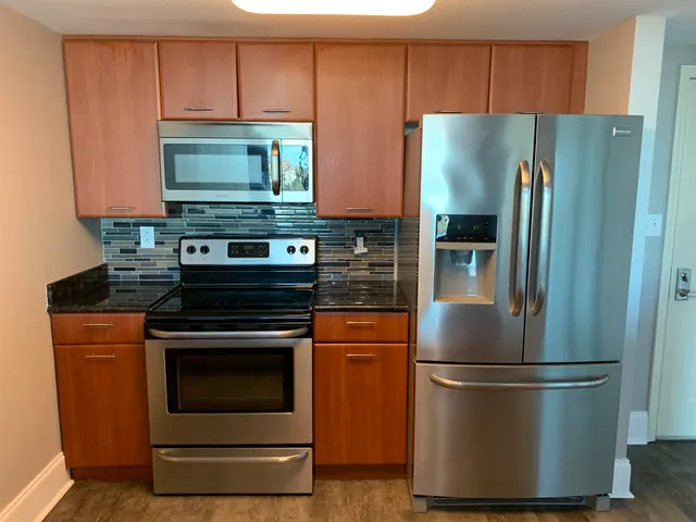 $309,000 | 300 South Duval Street, Unit 701, Tallahassee, FL 32301