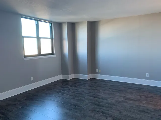 $309,000 | 300 South Duval Street, Unit 701, Tallahassee, FL 32301