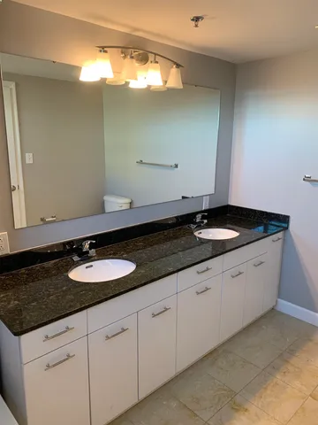 $309,000 | 300 South Duval Street, Unit 701, Tallahassee, FL 32301