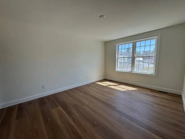 $479,000 | 8 B Dearborn Circle, Walpole, NH 03608